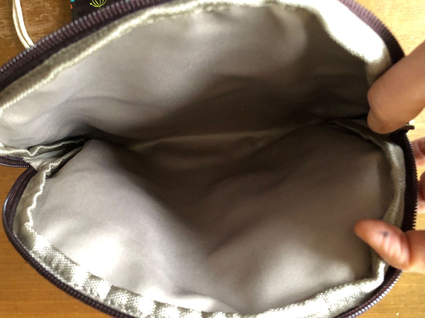 Sonstige Kleidung & Accessoires: 2 Eulen Kosmetiktaschen Set braun neuwertig – Gebraucht aus Zuchwil von Space08 2