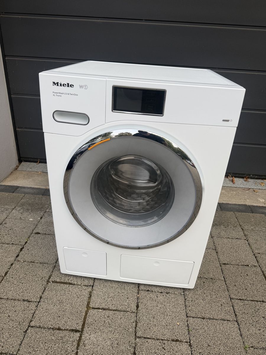 Miele Machines à laver: Miele W1 TouchDisplay 9Kg – D'occasion à Arlesheim par VD.HG