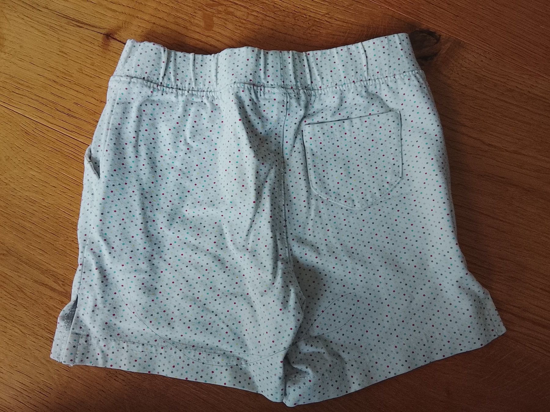 Gap Pantaloni: Shorts Gap Gr. 80 – Usato da St. Gallen venduto da Okonomyiaki 1