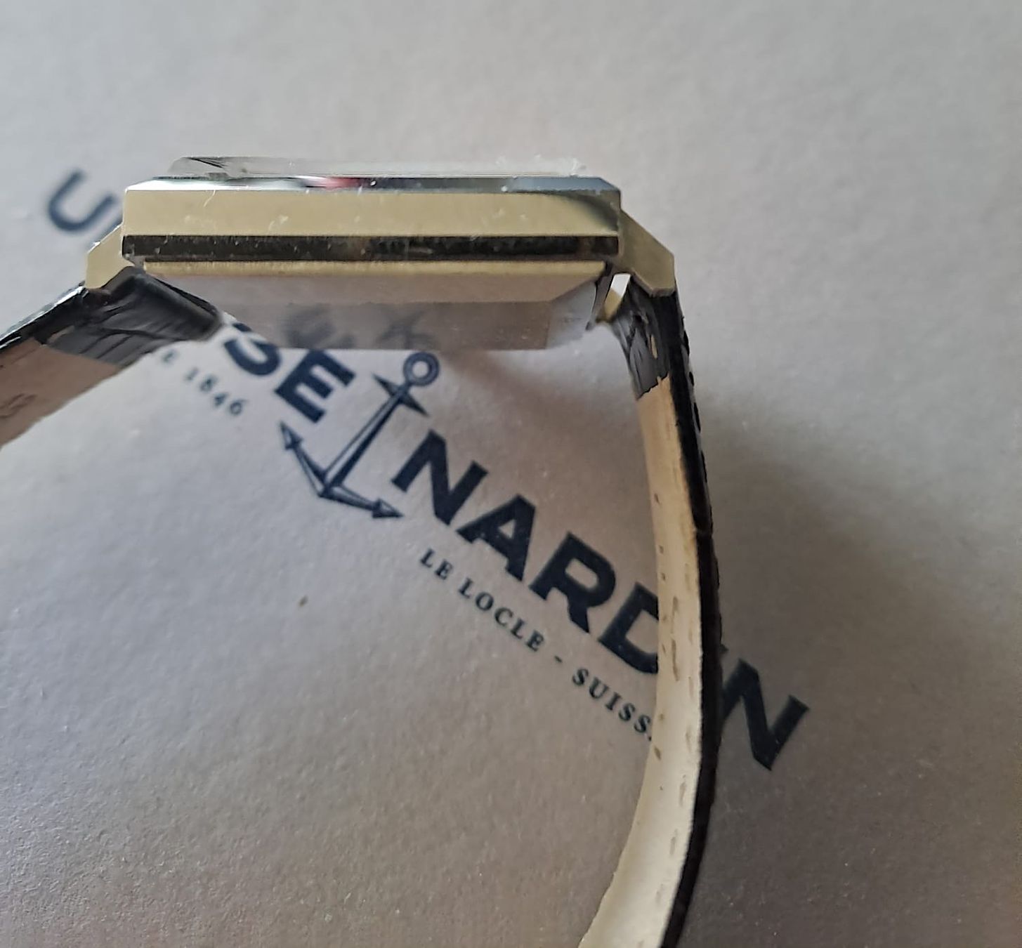 Ulysse Nardin Orologi: Ulysse Nardin Square Stahl – Usato da La Neuveville venduto da austinpowers70 4