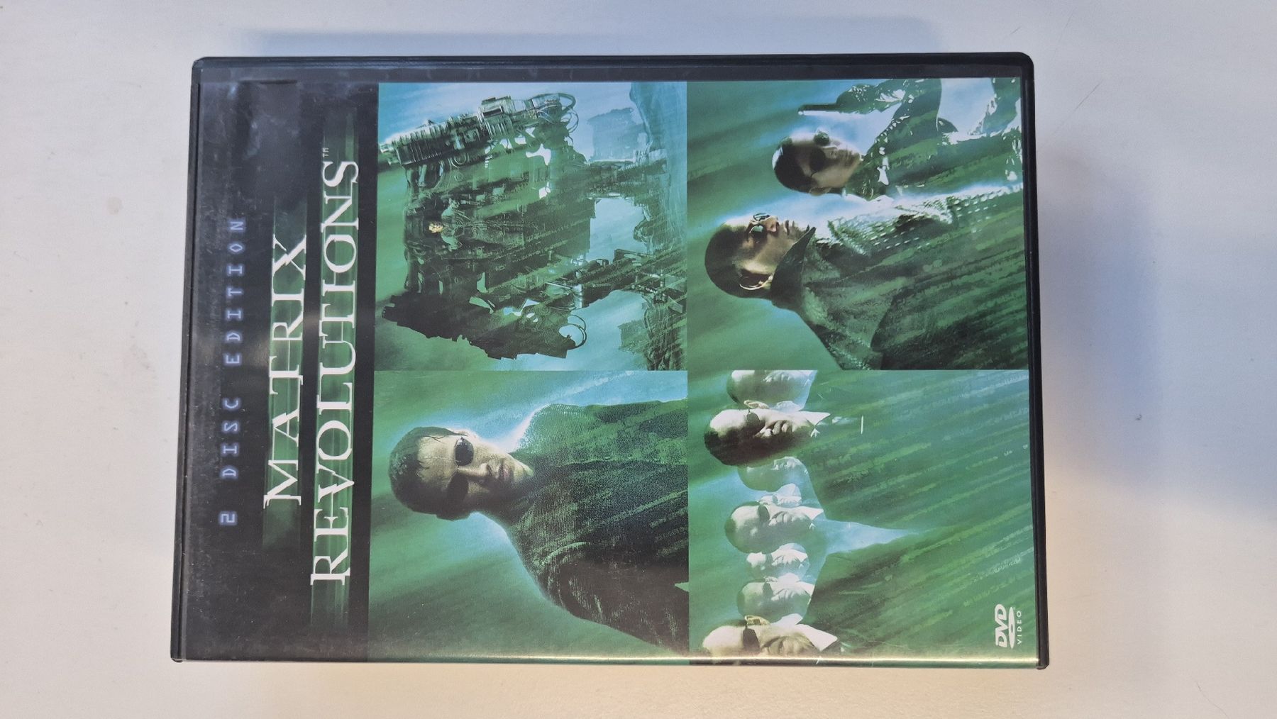 Tutti i DVDs: Matrix Reloaded und Revolutions DVD – Usato da Basel venduto da rufdy