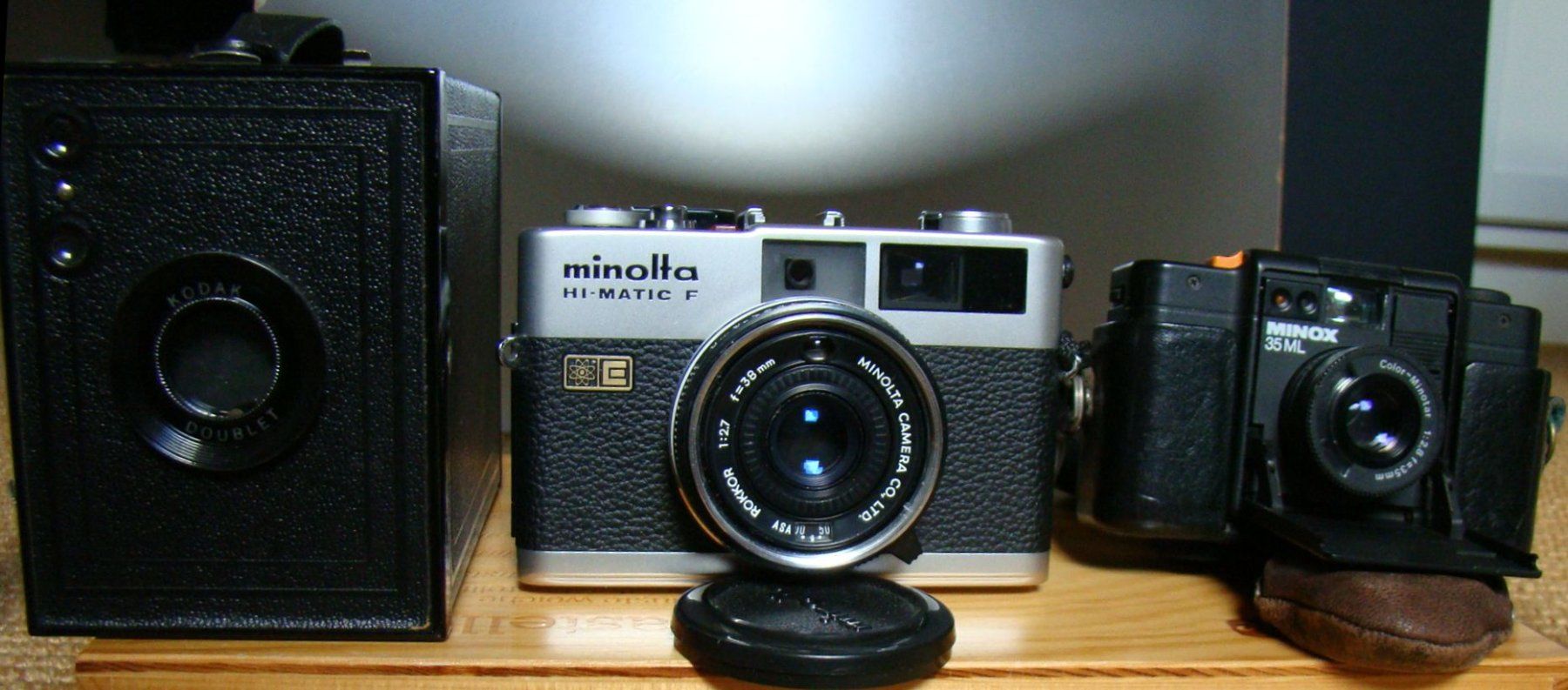 Fotocamera: Analoge Kameras aus Sammlung – Difettoso da Reinach AG venduto da Starwalker 3