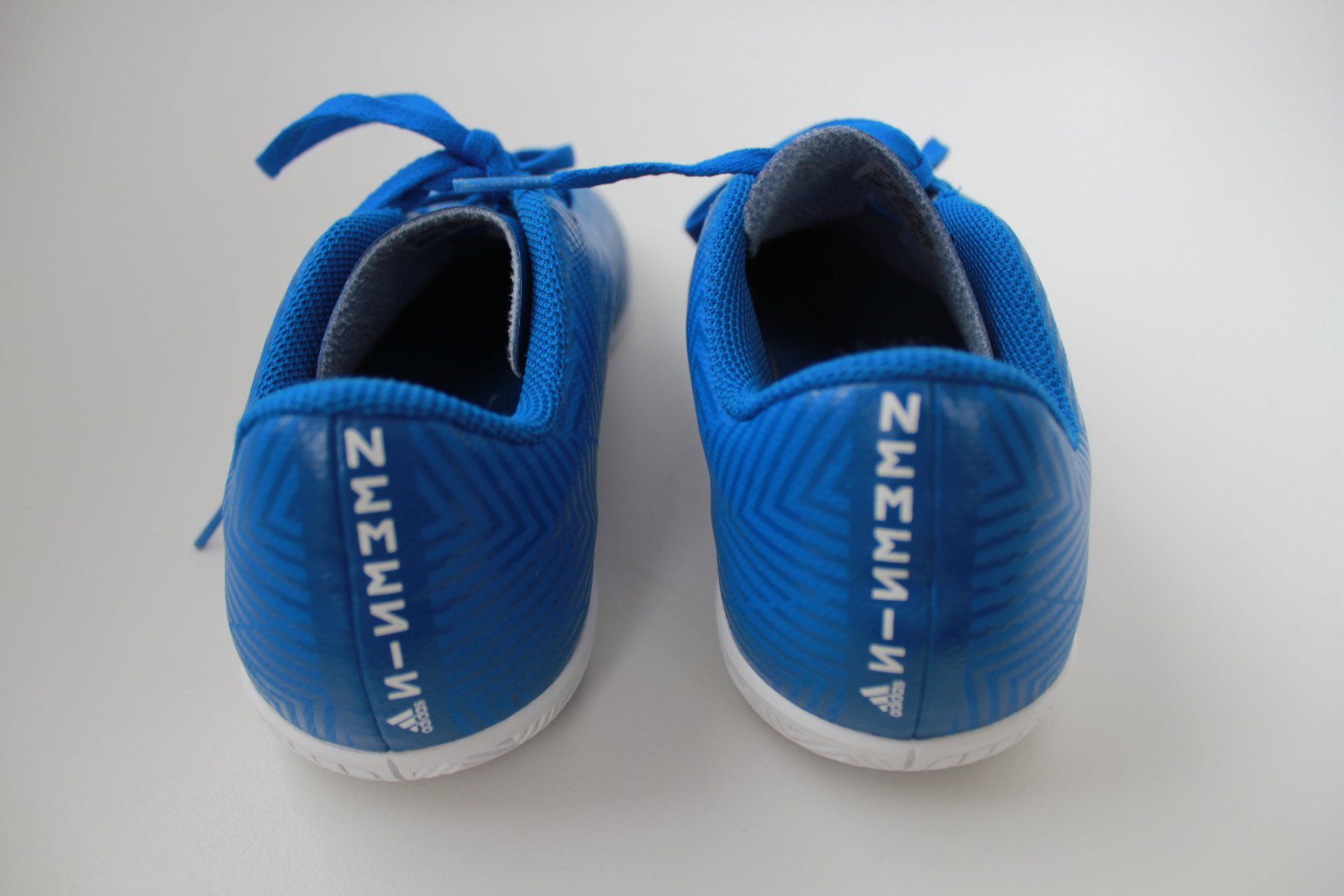 Adidas Schuhe für Jungen: Chaussures de foot Adidas t. 38.5 – Gebraucht aus Peseux von Gilloss 3