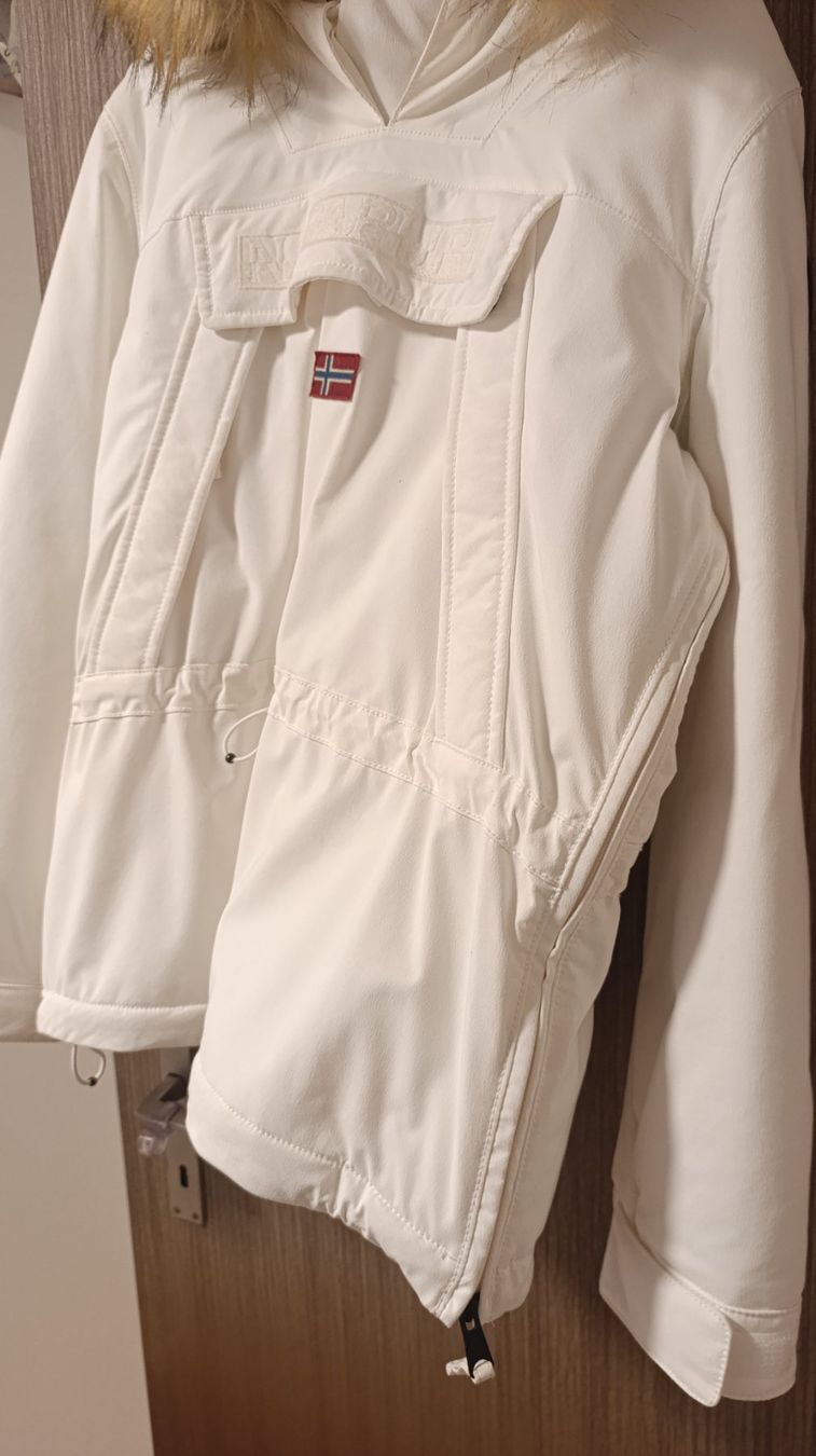 Napapijri Vestes: Napapijri Jacke – D'occasion à Meiringen par DanielaMoura 2