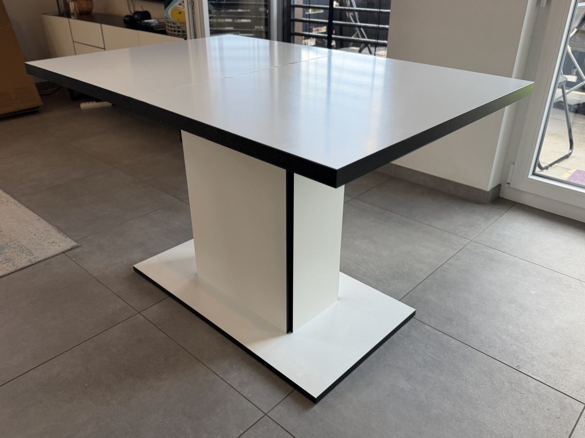 Tische: Table à manger extensible  – Gebraucht aus Carrouge VD von RETRO-GAME-97