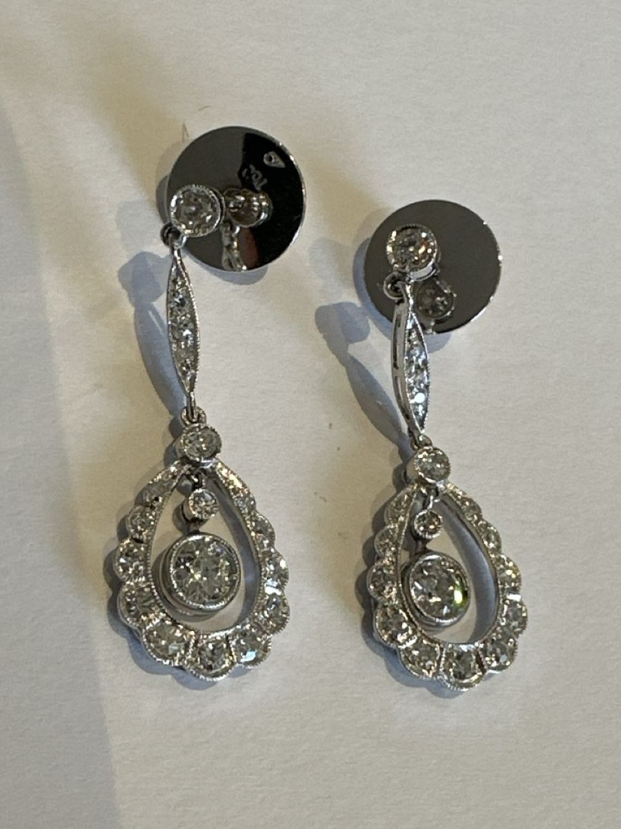 Ohrringe & -stecker: ohrhänger 750/18ct. 5.54gr. (15) – Gebraucht aus Baar von julupa10 1