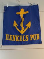 Tuch Henkels Pub, dekorativ und Vintage. (nov202)