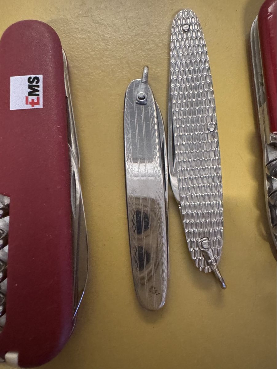 Couteaux de poche: Sackmesser 7 stk.  – D'occasion à Schlieren par Freundlich02 5