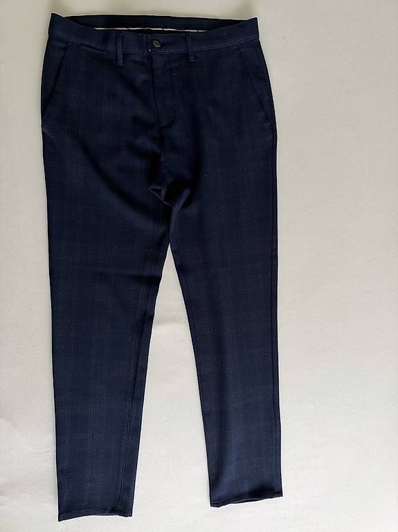 Pantaloni: Zara Herren Hose Gr. 40 – Usato da Cham venduto da selinjoe