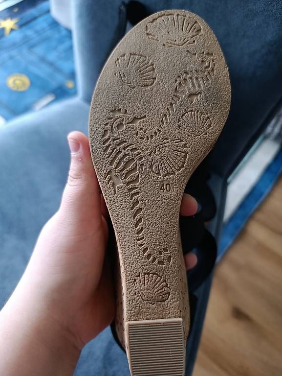 Scarpe da donna: Ungetragene absatzschuhe  – Usato da Altstätten SG venduto da sin_2ml6 2