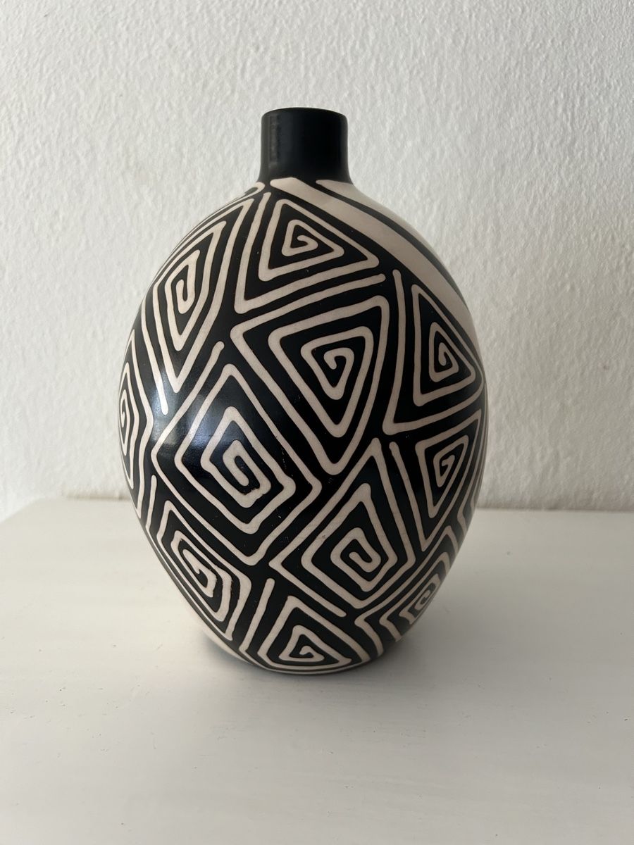 Vasen & Gefässe: Keramik Vase schwarz beige Muster Deko Peru – Neu (gemäss Beschreibung) aus Gunten von starfish3 2