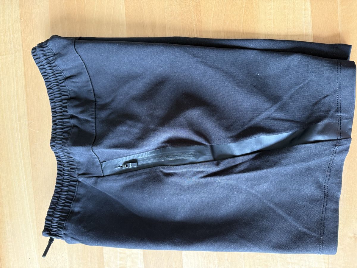 Zara Pantaloni: Zara Shorts Gr 164 – Usato da Mettmenstetten venduto da _4_YOU_ 3