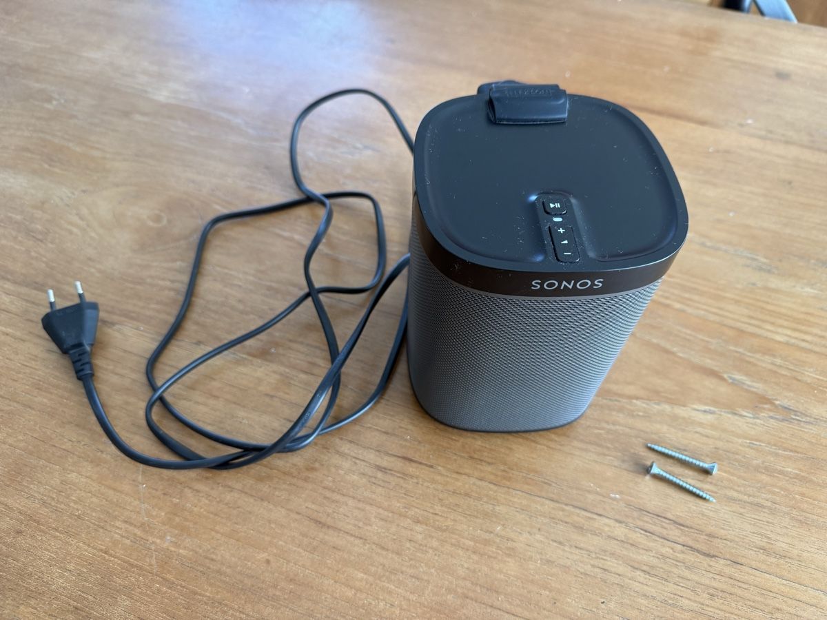 Sonos Lautsprecher: SONOS Play 1 Schwarz – Gebraucht aus Winterthur von tanscha