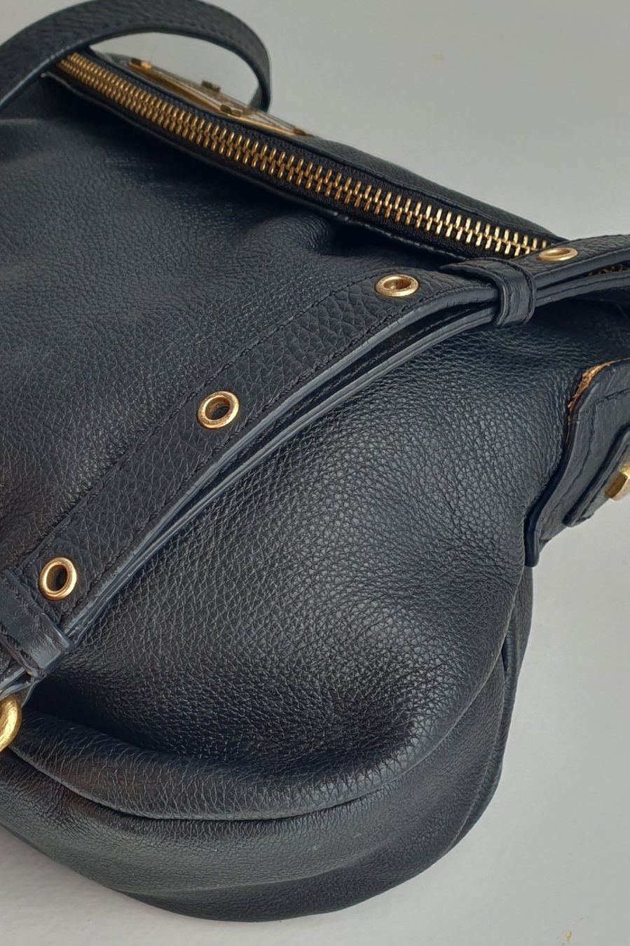 Marc Jacobs Taschen für Damen: Marc By Marc Jacobs Natasha Schwarz Medium Leder – Gebraucht aus Niederteufen von Mira_72 3