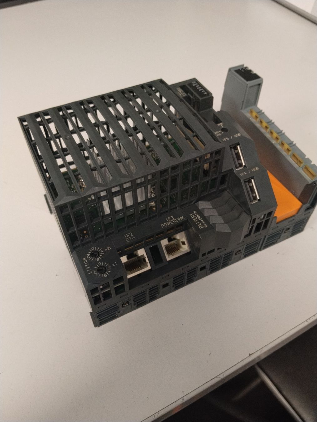Componenti elettronici: B&R Steuerung – Usato da Krauchthal venduto da jariskellner