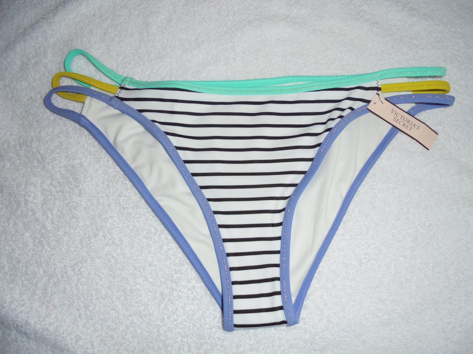Victoria's Secret Costumi da bagno & Bikini: VICTORIA'S SECRET BIKINI-HOSE GRÖSSE M – Nuovo e nell'imballaggio originale da Aarau Rohr venduto da PinkSchwein 1