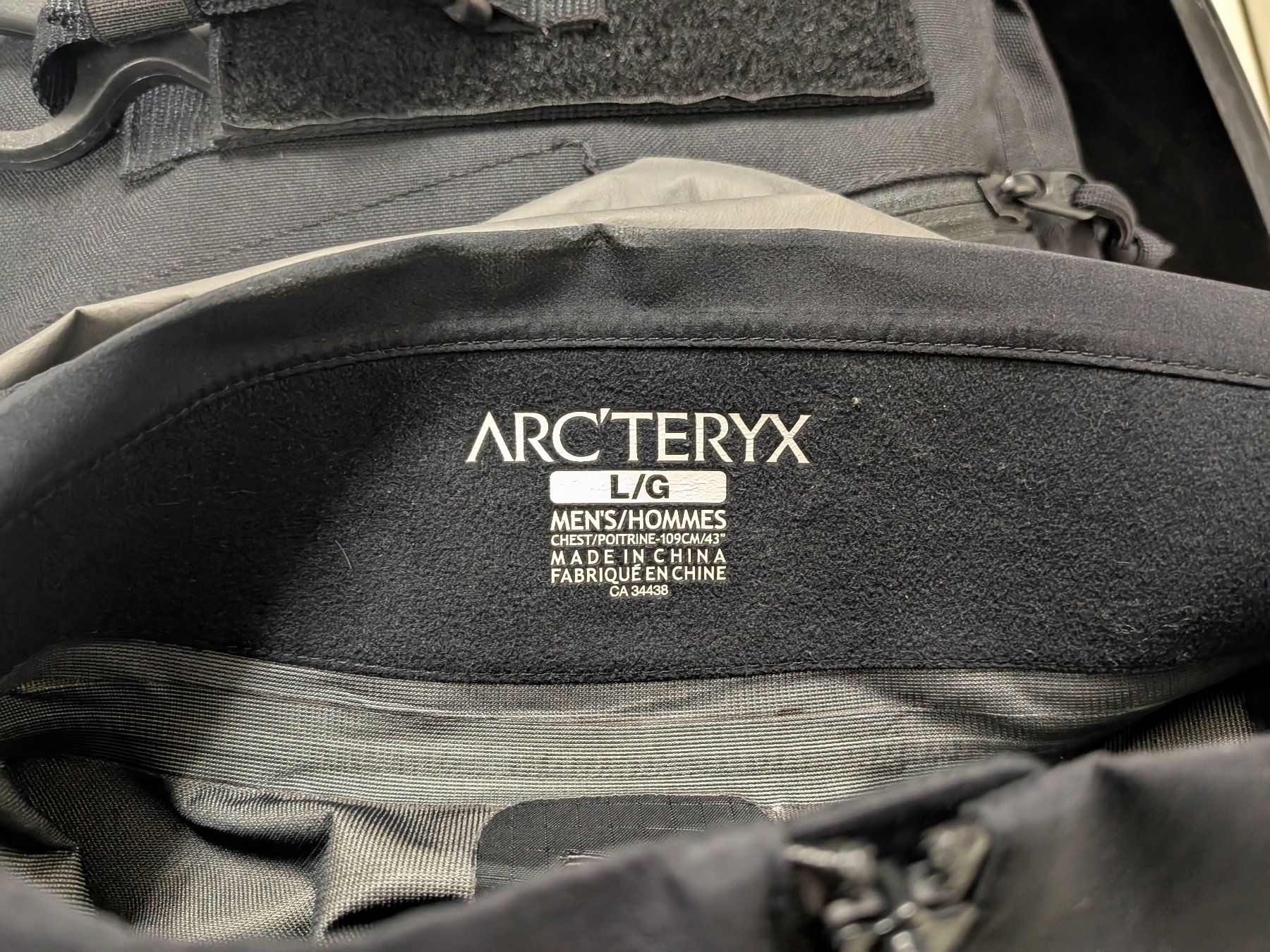 Arcteryx Vestes: Arcteryx Gore Tex Grösse L – Neuf (Voir description) à Bremgarten AG par Verkaeufer1412 1