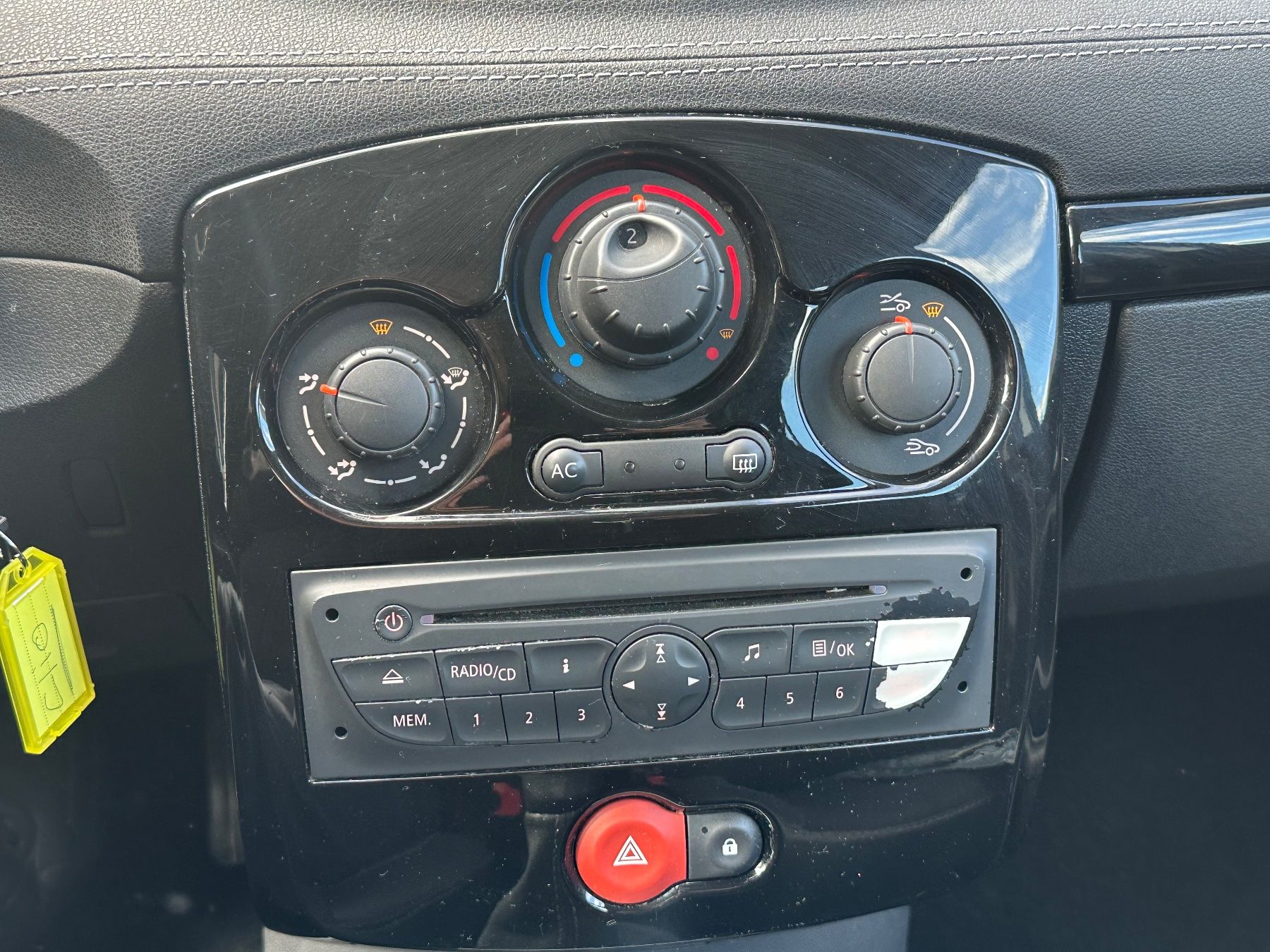 Renault Automobili: Renault Clio 1.2 103 PS  ( B5a ) – Usato da Ebikon venduto da KJ522ZU 8