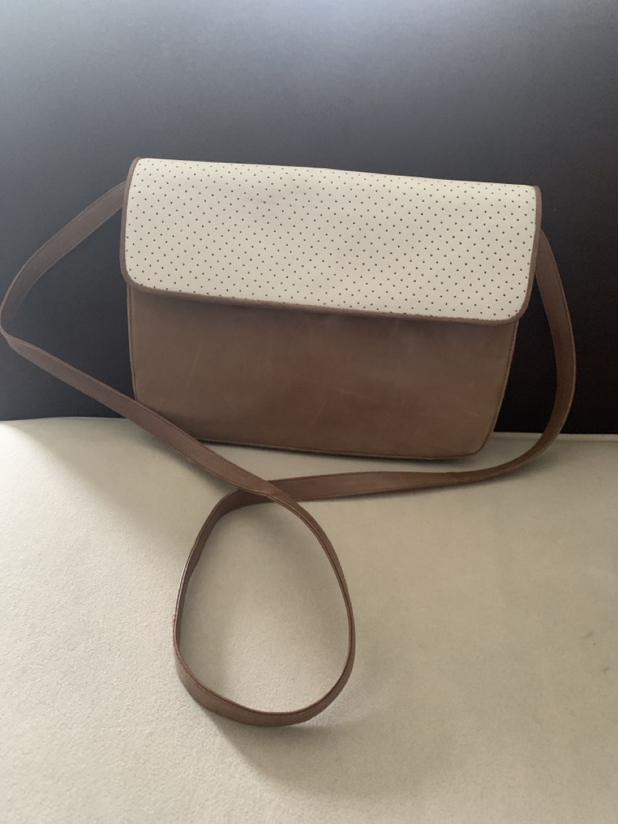 Bally Borse da donna: Bally Umhängetasche – Usato da Bergdietikon venduto da zor_856j