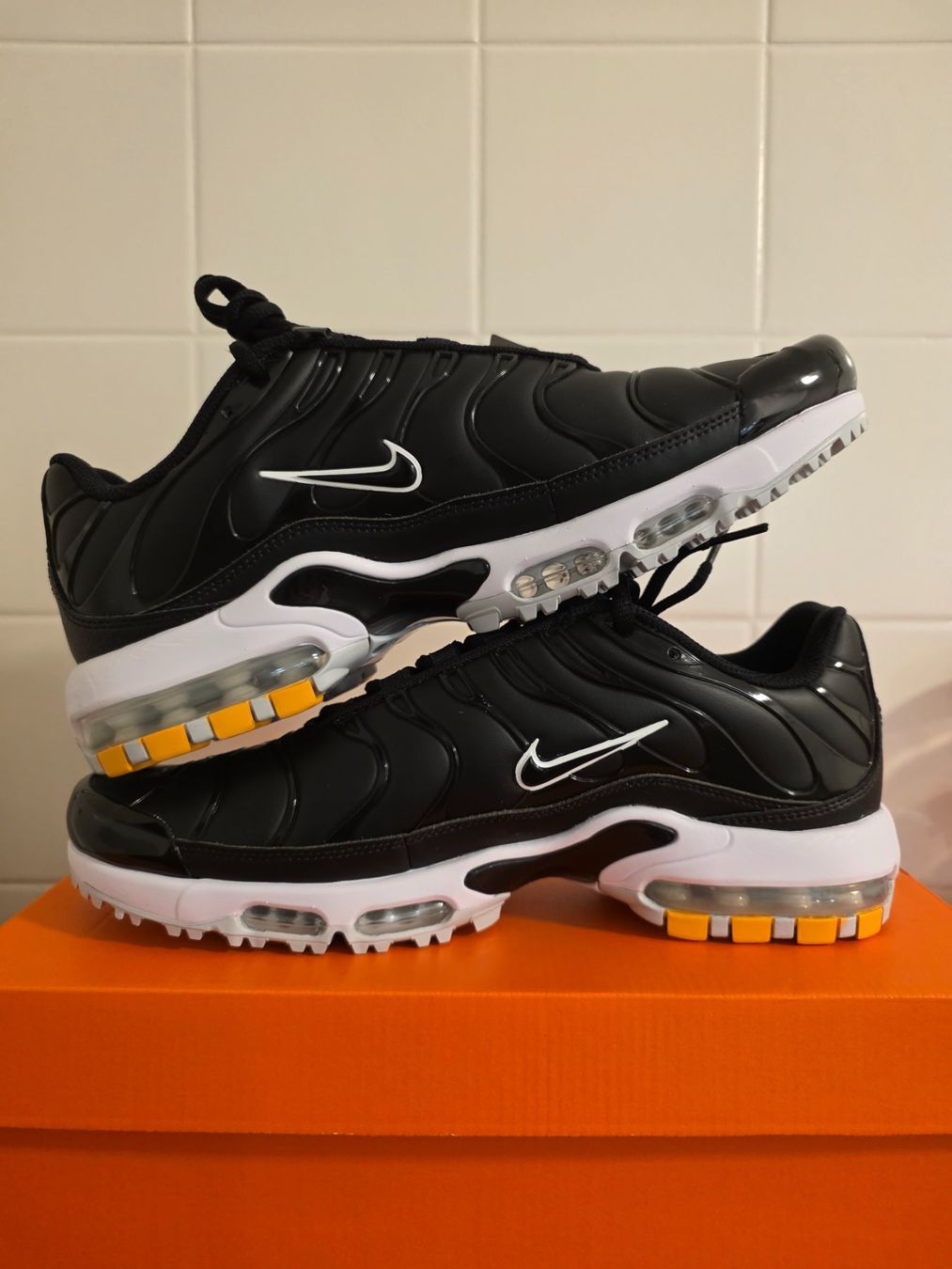 Nike Scarpe da uomo: Nike Air Max Plus G TN – Nuovo e nell'imballaggio originale da Fleurier venduto da dav_xx8y 1