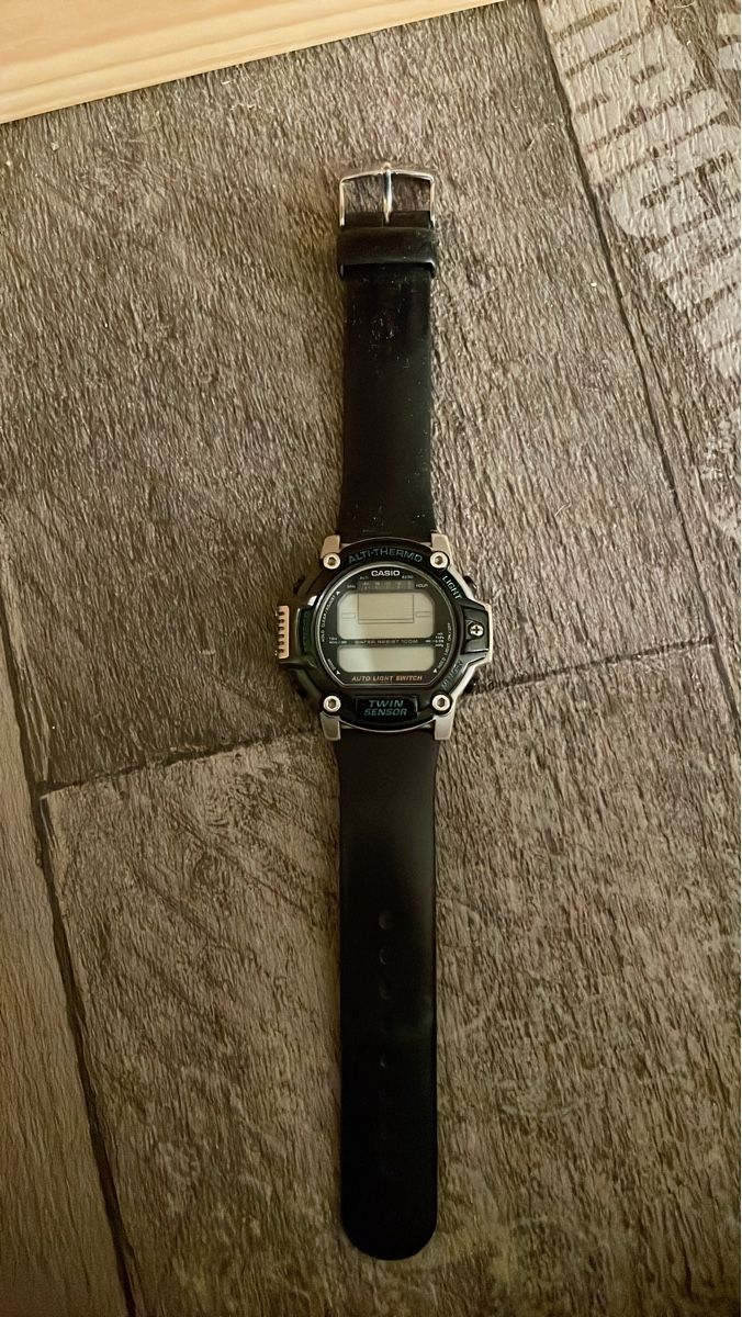 Casio Orologi: Montre Casio Twin Sensor SGW-100 – Usato da Cossonay-Ville venduto da seb_grizli