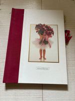 Album photo image fille avec bouquet de fleurs