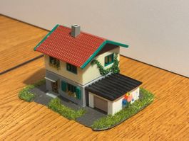 G0811: Einfamilienhaus mit Garage (Spur N)