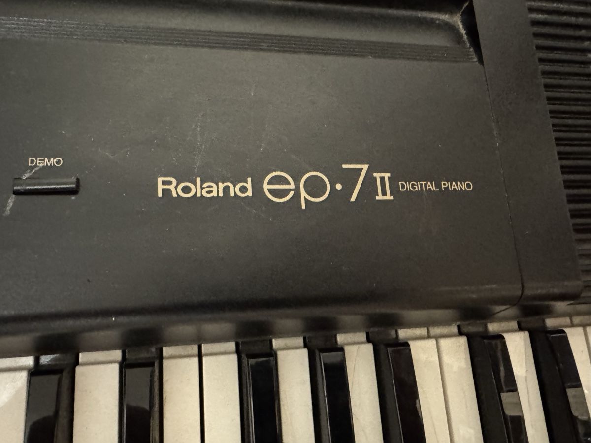 Roland Strumenti musicali: Roland ep-7ll Digital piano – Usato da Zunzgen venduto da milesdavis76 5