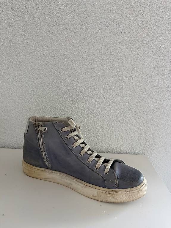 Scarpe da uomo: Stylische Schuhe mit Stern – Usato da Oberdorf SO venduto da sel_wc6w 1