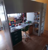 IKEA Hochbett mit Schreibtisch, Bürostuhl und Stauraum zu ve