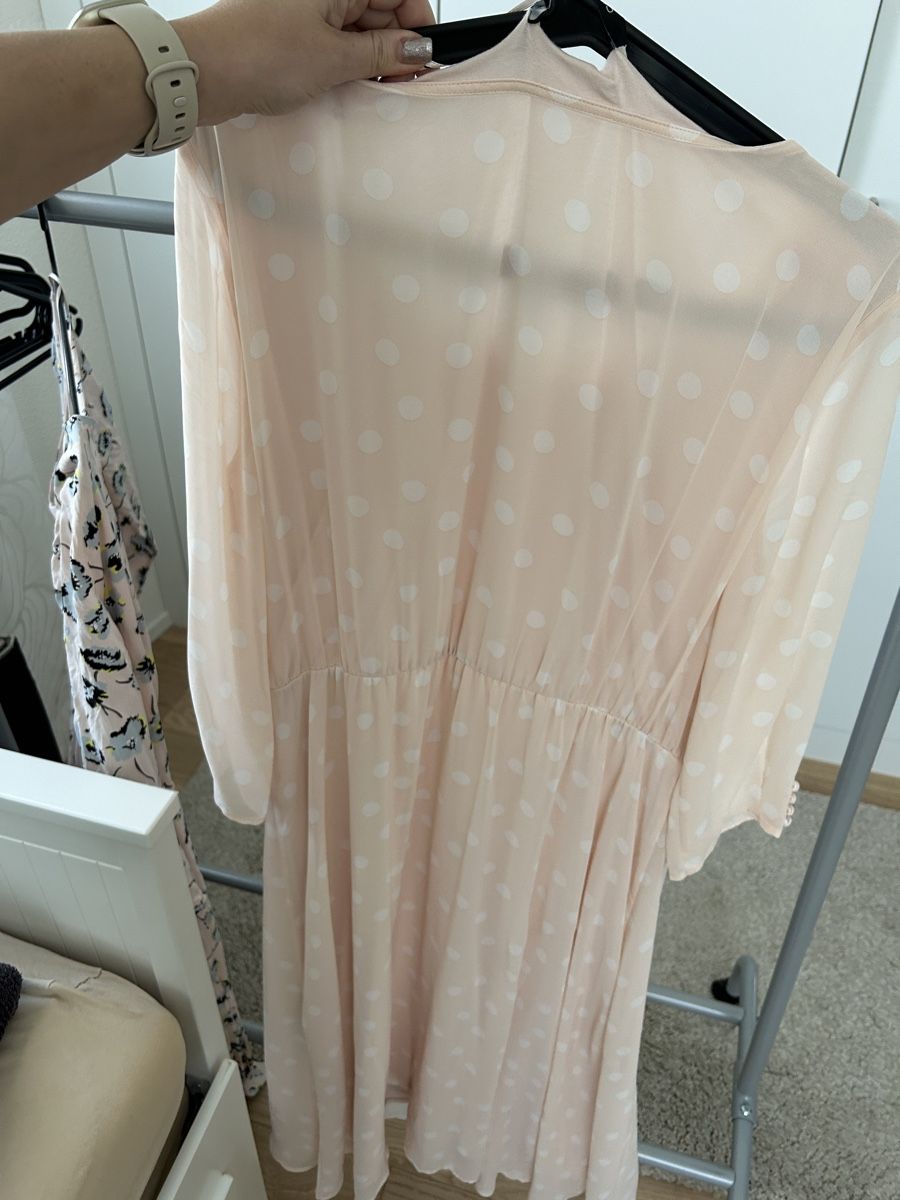 Comma Vestiti: Rosa Comma Kleid lang - Größe 44, super Zustand – Usato da Steinhausen venduto da World-Wide-Jenni 3