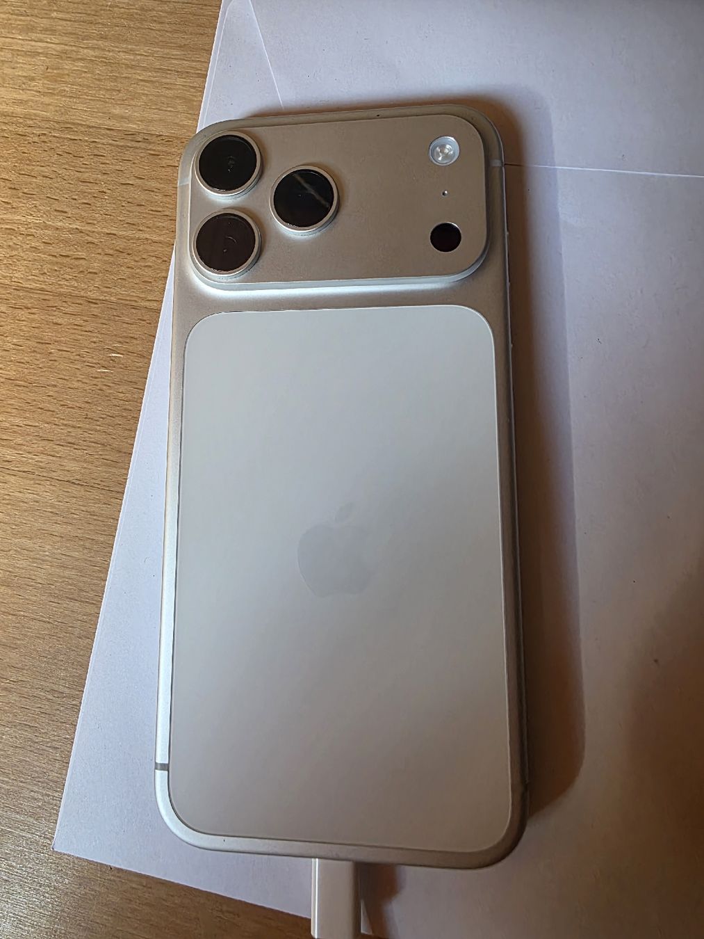 Apple Telefoni cellulari / Smartphones: iPhone 17 proMax  – Nuovo (secondo la descrizione) da oftringen venduto da Ilfarinella78 1