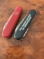 2 Victorinox 