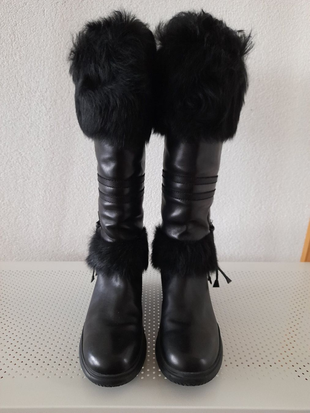 Prada Scarpe da donna: Bottes noires Prada – Usato da Mont-sur-Lausanne venduto da Pioutch