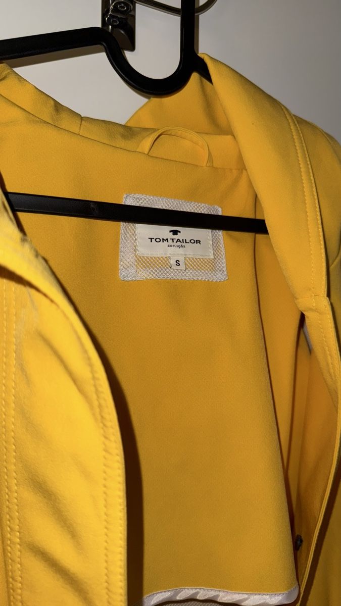 Tom Tailor Cappotti: Tom Tailor - Regenmantel Size S – Usato da Roggwil BE venduto da KatharinaKunz 1