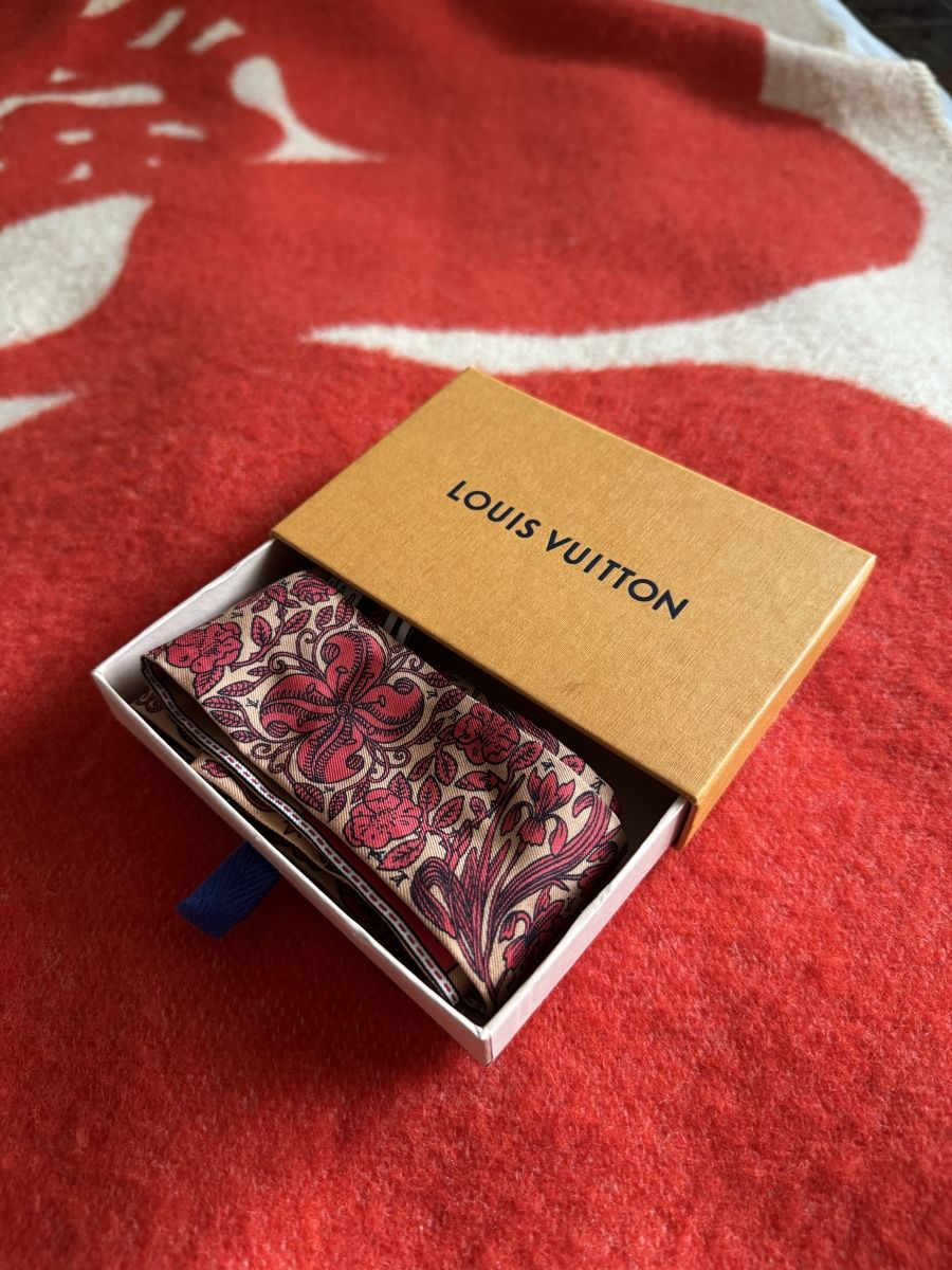 Louis Vuitton Foulard & Sciarpe: Louis Vuitton Scarf  – Usato da Basel venduto da wik_9tlk 3