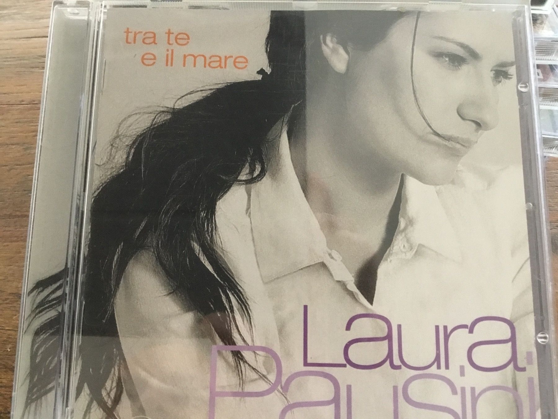 CDs: Laura Pausini "Tra te e il mare" CD  🥒 – D'occasion à Thierachern par sweden08