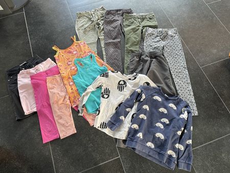 Kleiderpaket Grösse 140 (13 Teile)