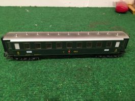 Märklin -Personenwagen SBB-CFF 8902 in grün
