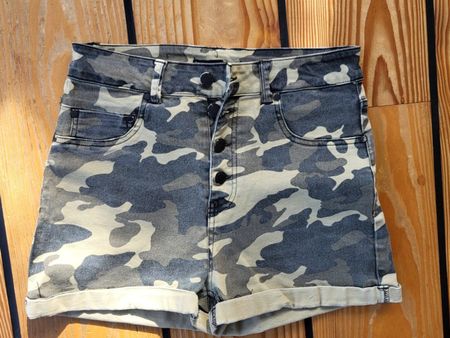 Shorts military Style M