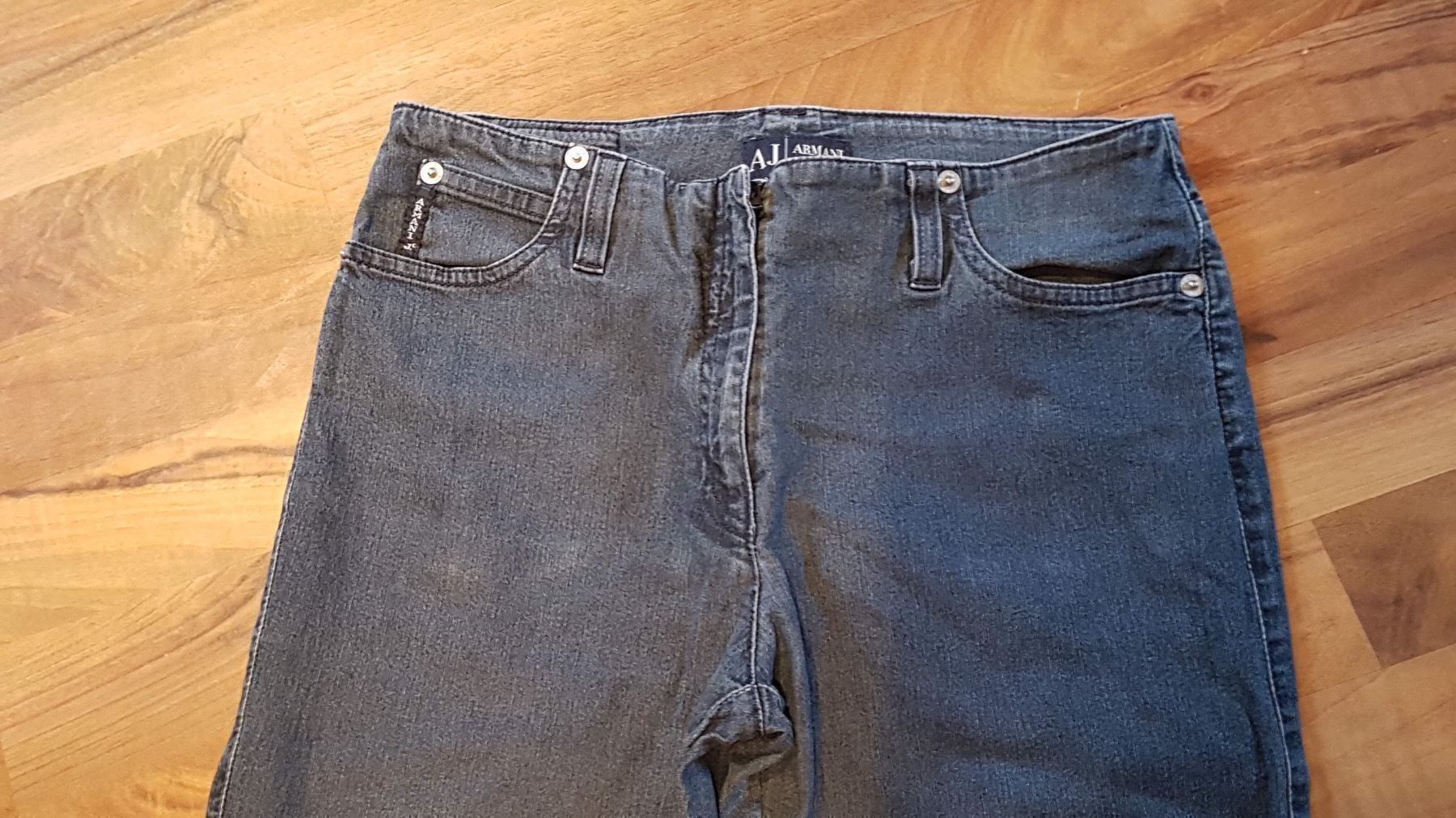 Armani Jeans: Armani Jeans blau Gr 26 (34) – Nuovo (secondo la descrizione) da Ettingen venduto da Maranathatalitha 2