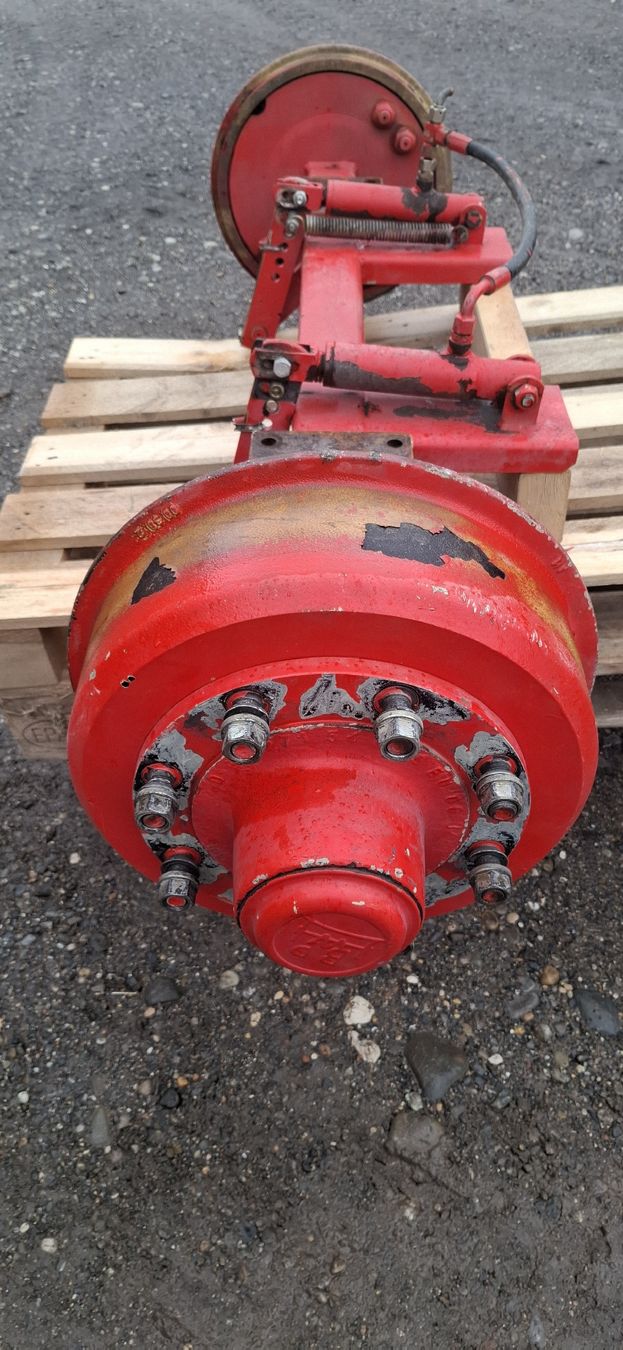 Autres pour métaux et serrurerie: Achse mit Räder – D'occasion à Oberbipp par Vomhof 3