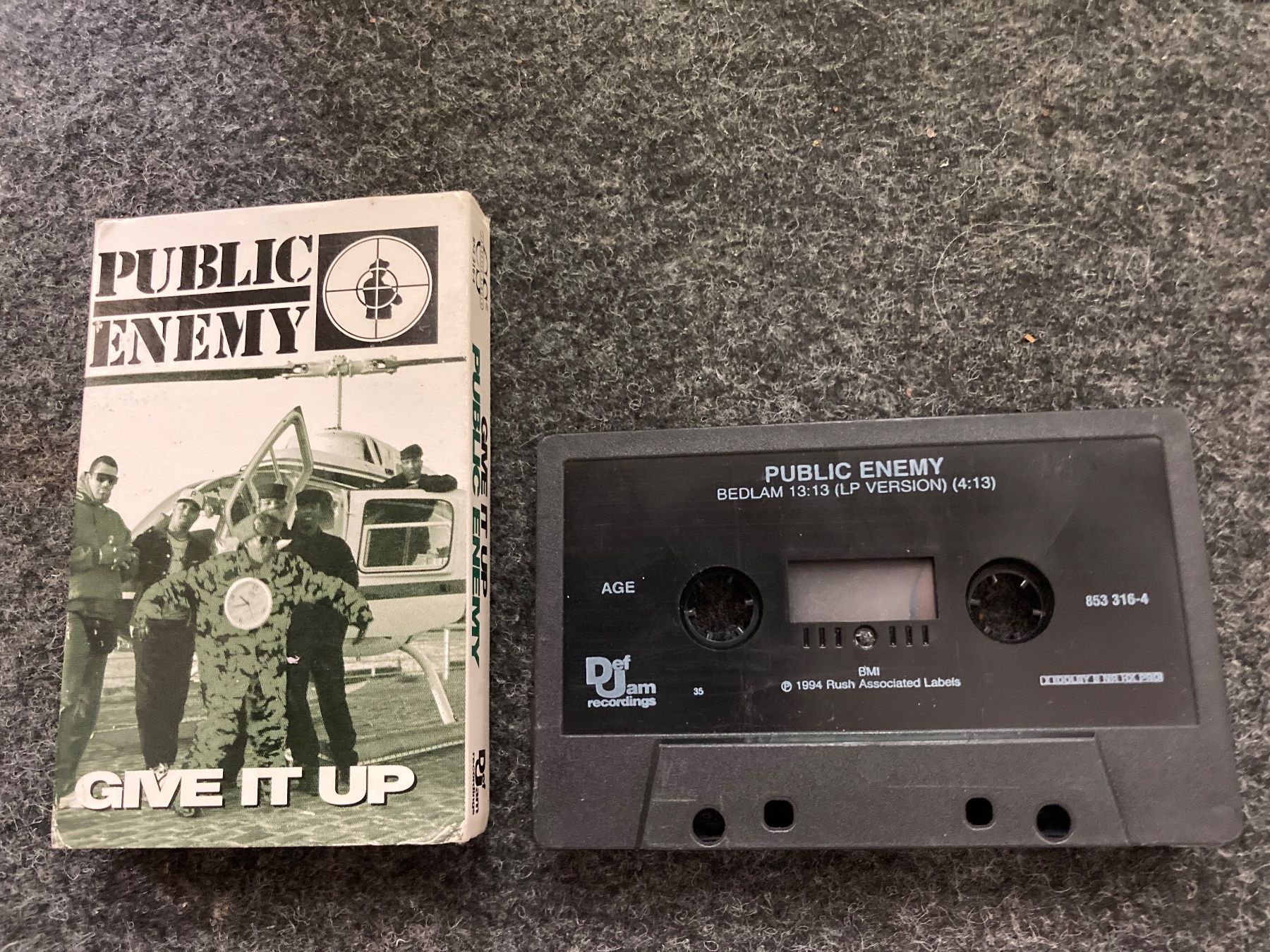 Musicassette: Public Enemy - Give It Up (MC) – Usato da Fribourg venduto da Karushi 3