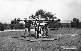 Militär // Flab Télémètre Telemeter Soldaten // Armee