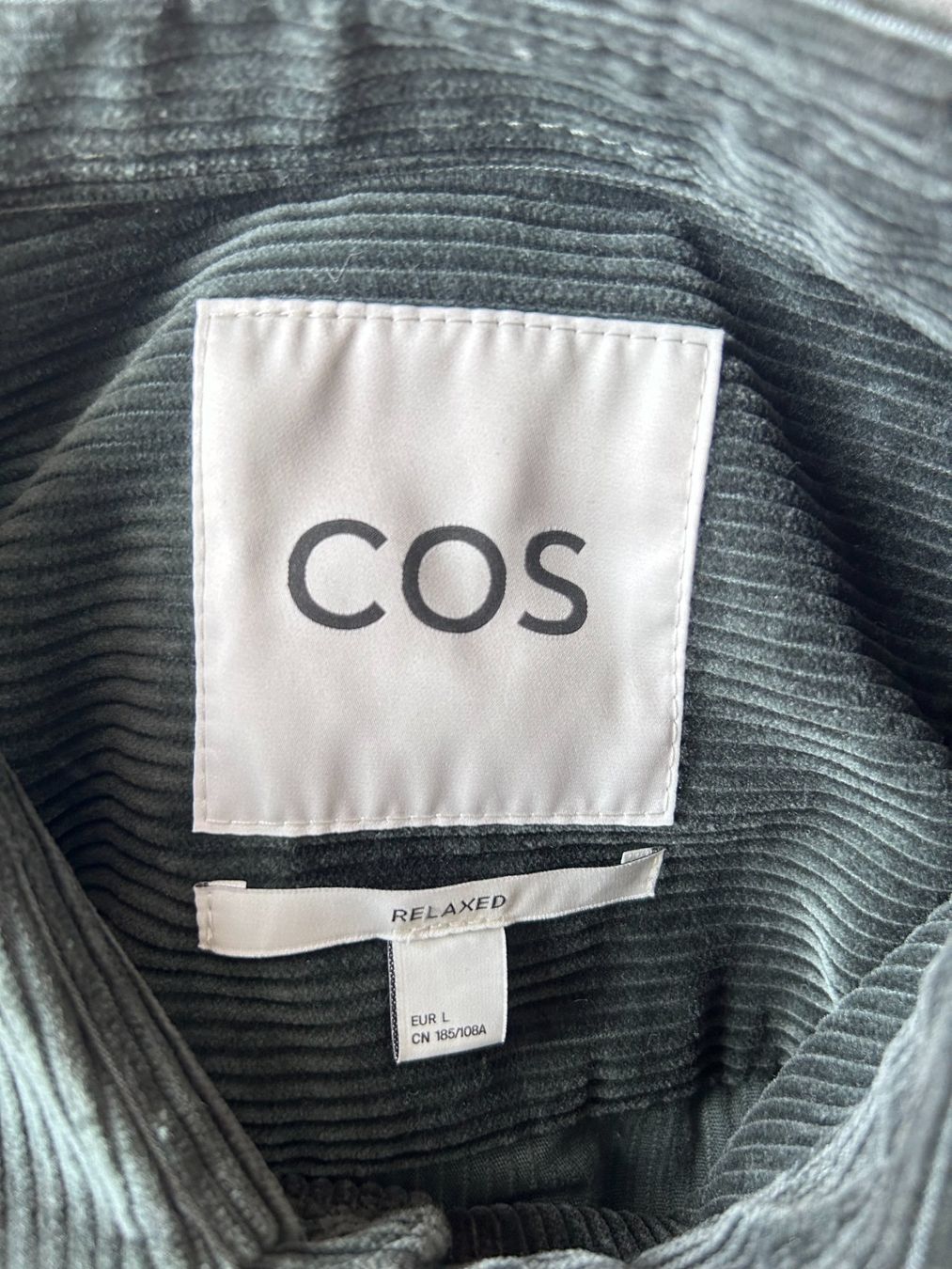Cos Giacche: Cos Cordjacke und Cordhose Set – Nuovo (secondo la descrizione) da St. Gallen venduto da look-twice 3
