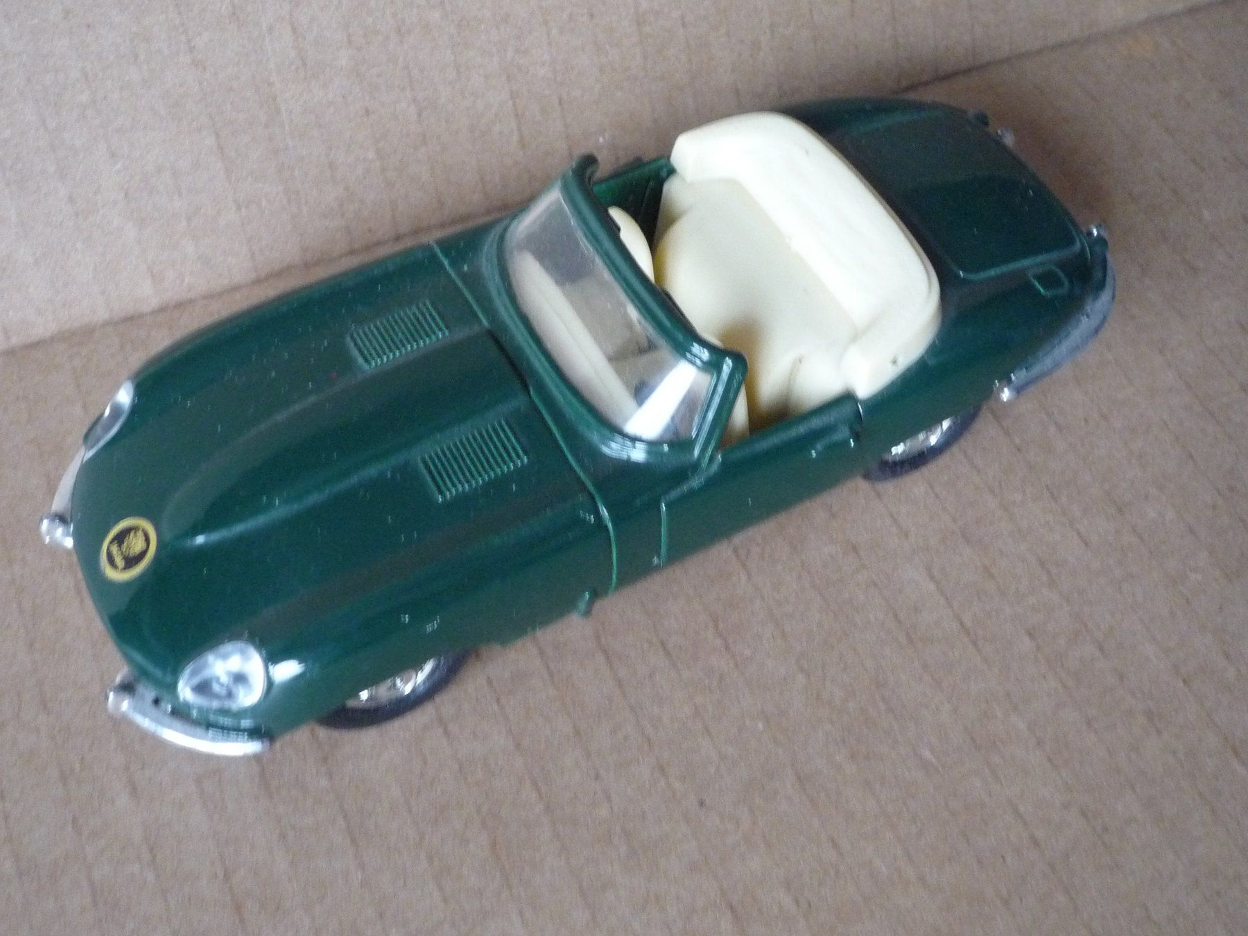 Jaguar Modellini d'auto: MC Toy Jaguar E Cabriolet 1:38 grün Pull-Back-Action – Usato da Flims Waldhaus venduto da Gutveina 1