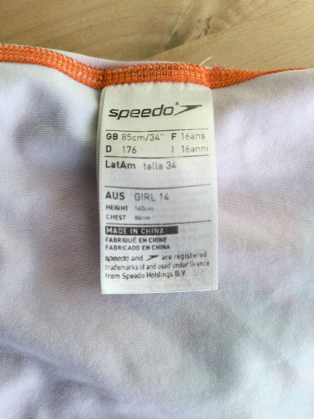 Speedo Badekleider & Bikinis: Tolles Speedo Badekleid  – Gebraucht aus Langendorf von thouwanda 4