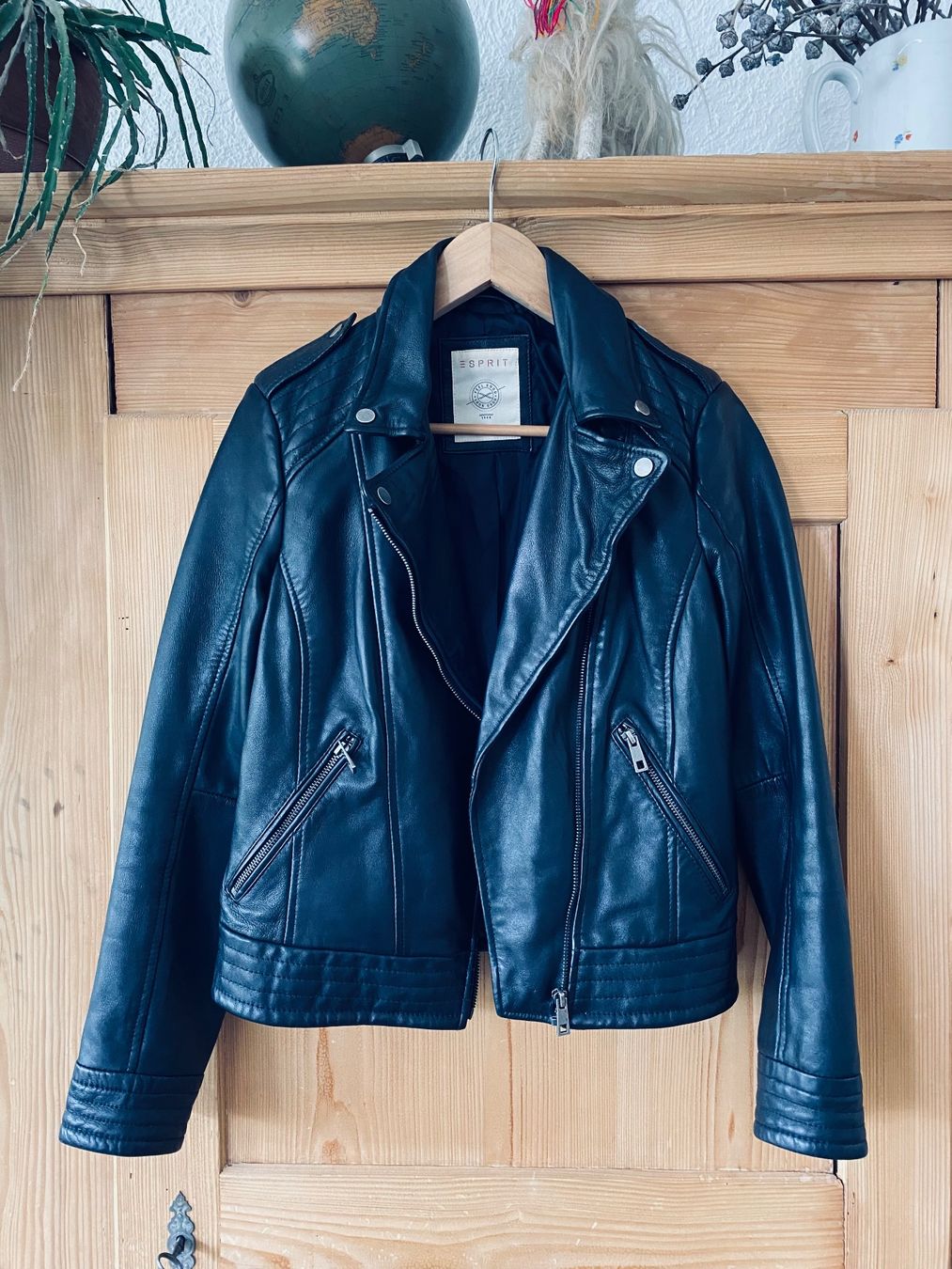 Esprit Vestes: Lederjacke / Bikerjacke Esprit Gr. 36 – D'occasion à Bolligen par Picasso79
