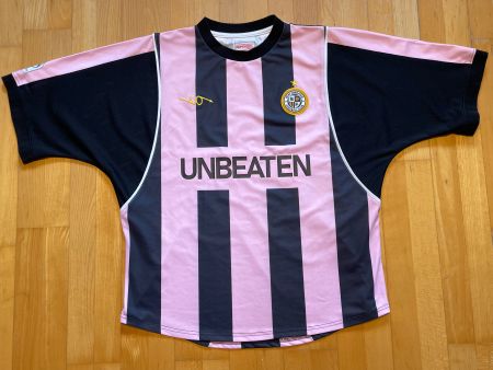 Beat Unbeaten Vietnam Football Jersey Sz L