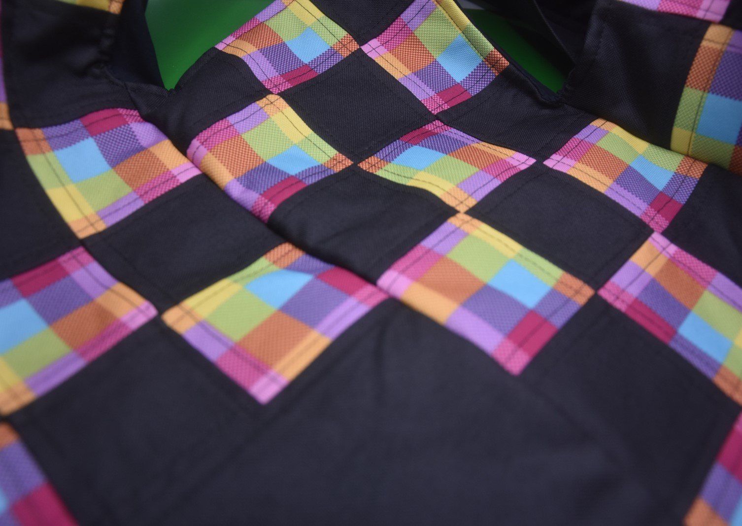 Taschen: Shopper Patchwork Tasche mit Wasserabw. Stoff mit Täschchen – Neu (gemäss Beschreibung) aus St. Gallen von Elmarotto 2